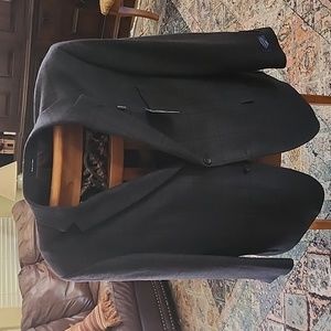 Pronto Uomo Platinum sports coat. 48 short NWT